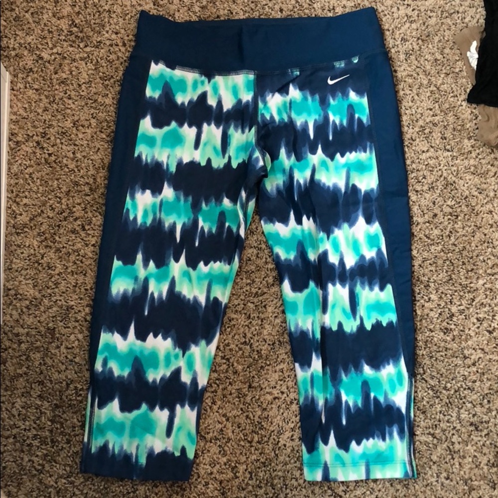 Nike capris